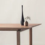 CHEFT-DINING TABLE